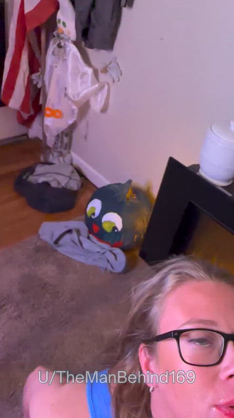 After 20 mins I had her cross eyed with a throbbing cumshot going down her throat