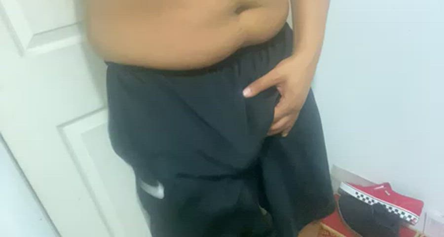 Guess who’s not wearing underwear?