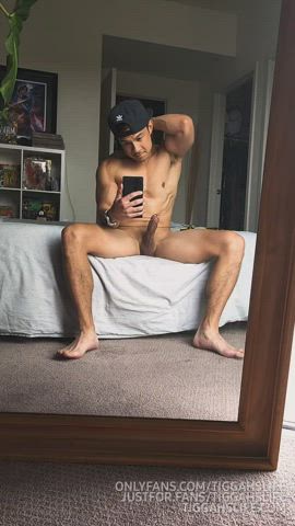 looks like i got something on my mirror... i'll get it..