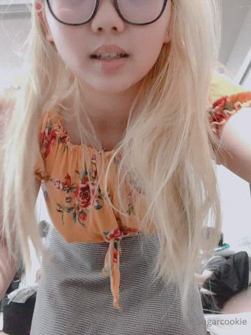 asian boobs t-shirt gif