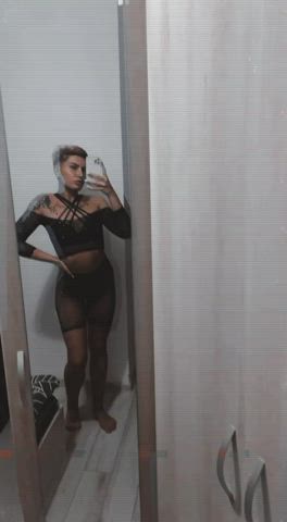 Would you jerk off to my nudes if I send you some?
