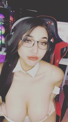 asian big tits boobs bouncing tits cute filipina japanese korean model gif