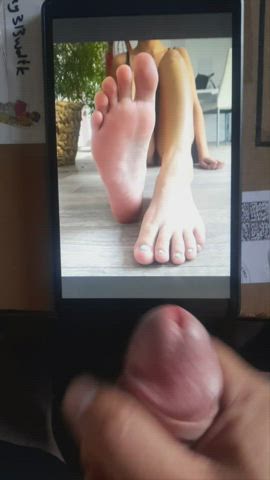 Cumshot Feet Foot Fetish Tribute gif