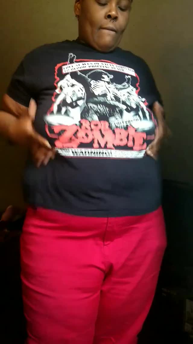 Oops my clothes came off! aka peeky pink ?