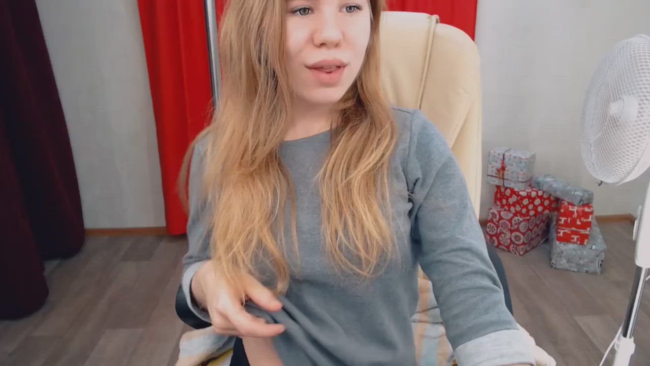 Hey are u love big nipples? <3