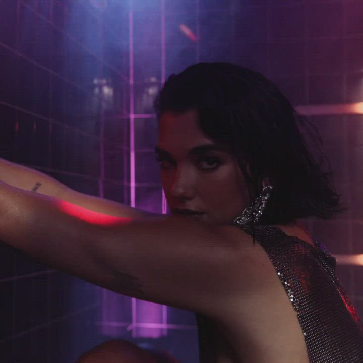 Dua Lipa looking like a pornstar wearing those heels ready to get fucked.