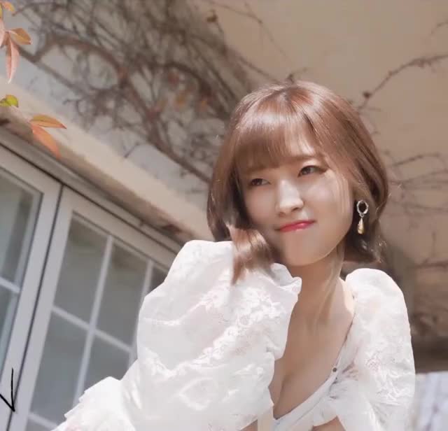 200428 OMG Arin