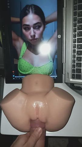 Deep strokes in sexdoll 😱