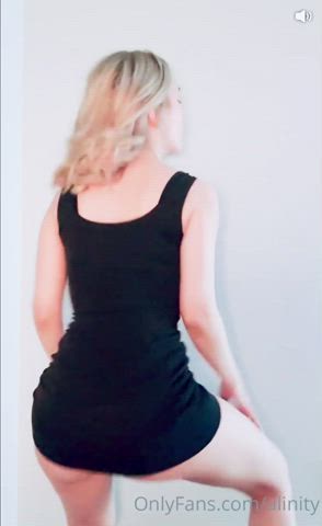 Shake that ass NSFW