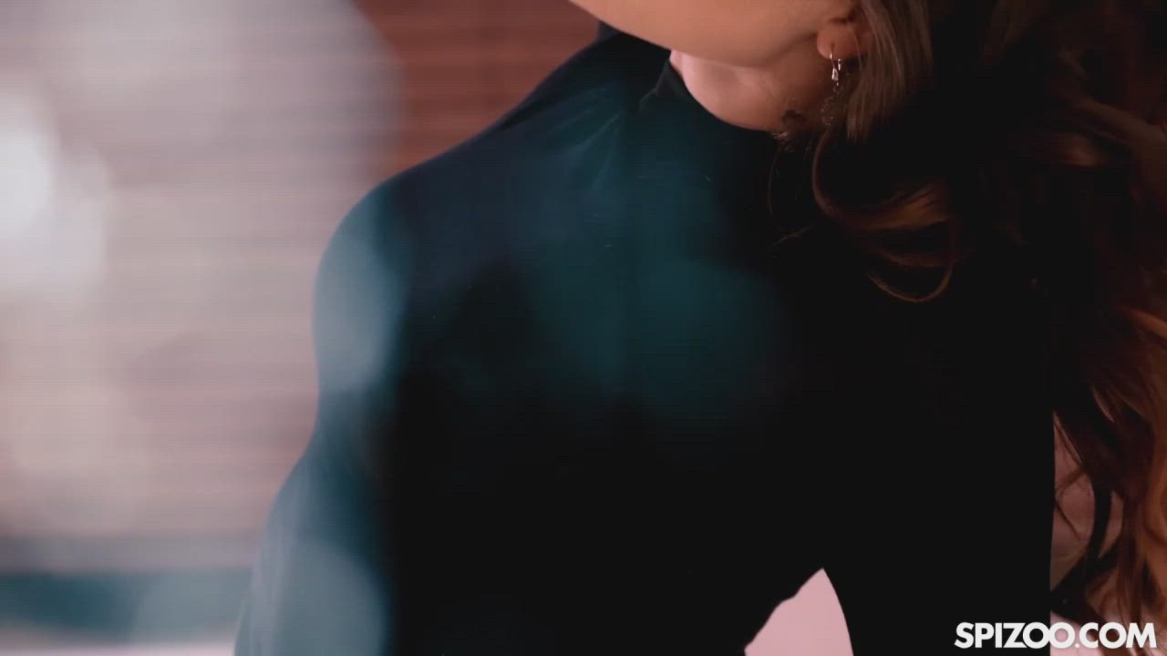 Trust me this is the best part of her new scene, the guy couldn’t fuck for shit