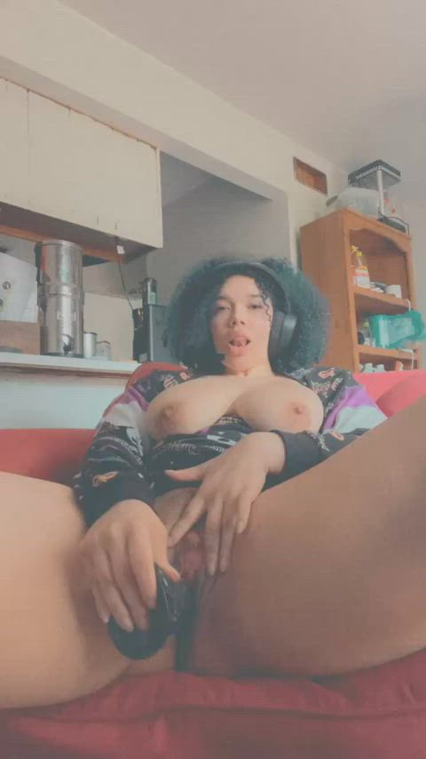 I got horny while gaming