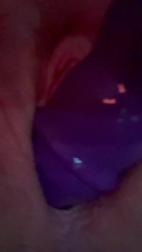 18F this dildo is too big for my virgin pussy