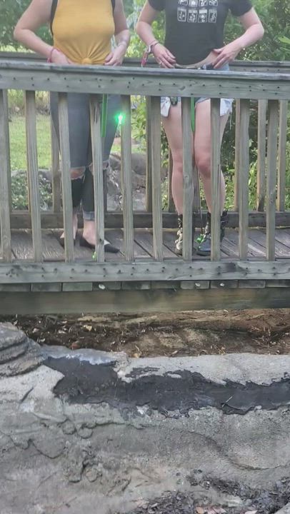 We have too much fun mini golfin 🤤
