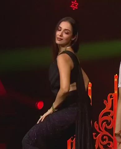 Bi Cuck here for bolly moms(Malaika Arora, Sunny Leone, Deepika Padukone) and sis(Disha