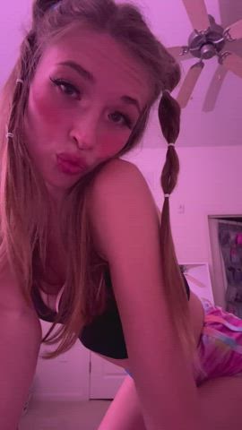 Would you let me sit on your face and cock??😍😋(2003 baby🍼)