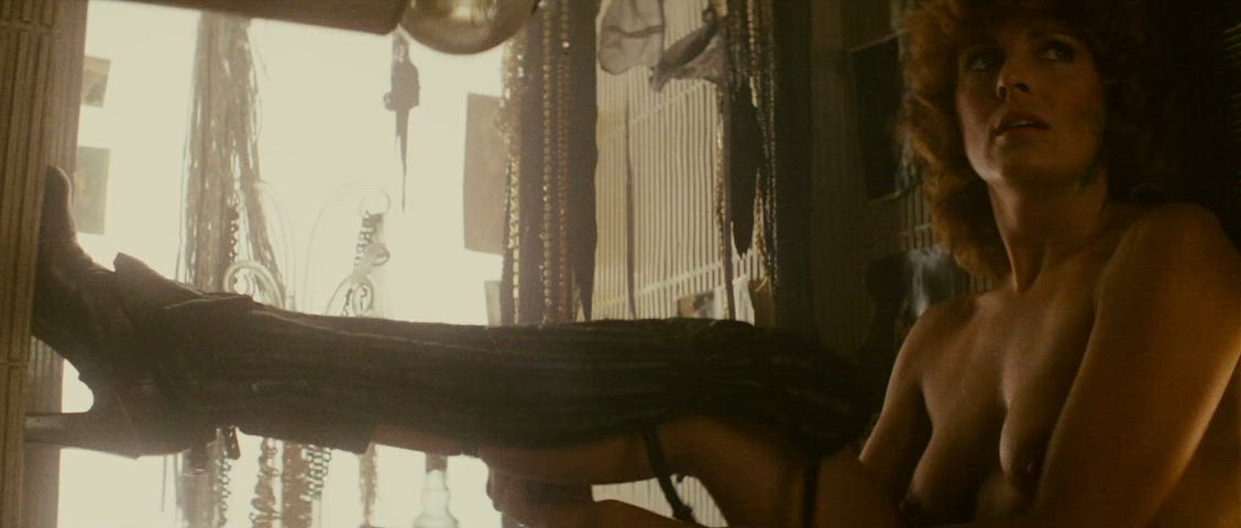babe celebrity female nudity gif