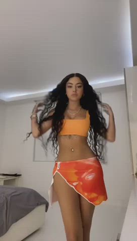 Belly dance