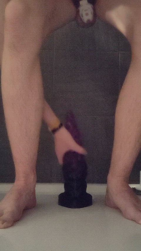Sitting on my huge dildo and taking very deep while I'm locked by my mistress🥵🕳️🤭
