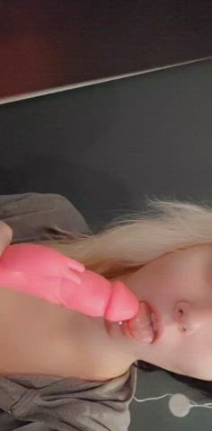 Blowjob Female Solo gif