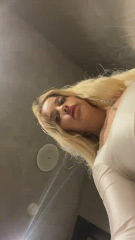 Blonde Body Turkish gif