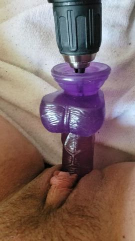 Drilldo fun (happy pride month!)