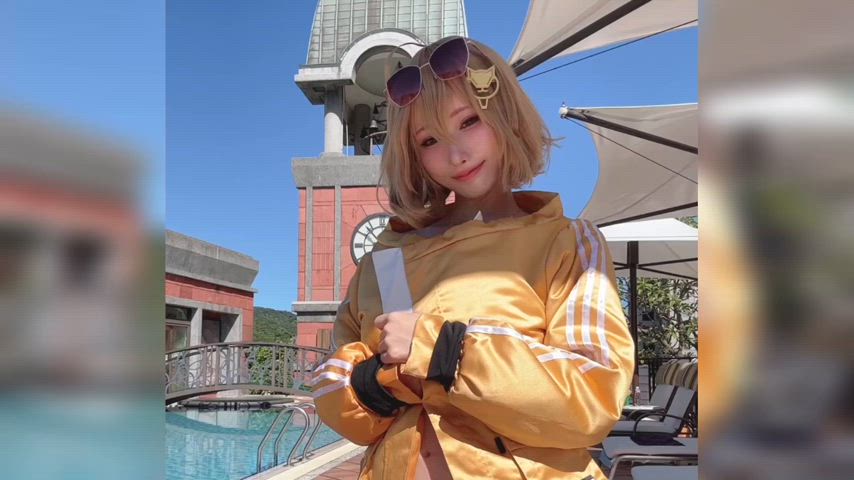 asian big tits bouncing tits model taiwanese gif