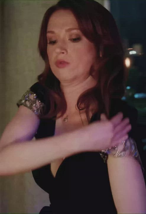 Ellie Kemper (The Office) in Brenda Forever