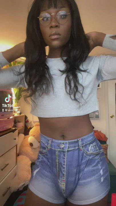 New account is @vanniallthesequal