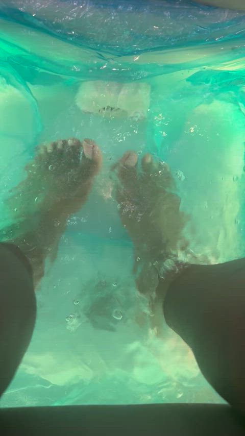 ebony feet feet fetish toes gif