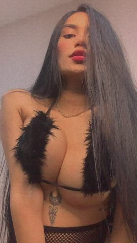 Black is always a good idea, isn’t it?