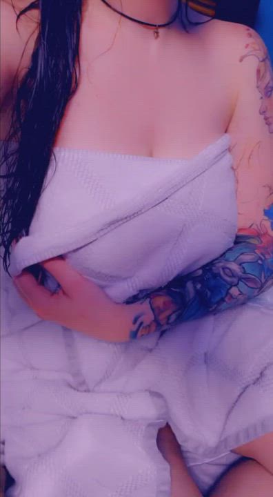 Happy hump day, now let's play~ <3