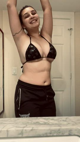 Wanna play a game called titee bounce?