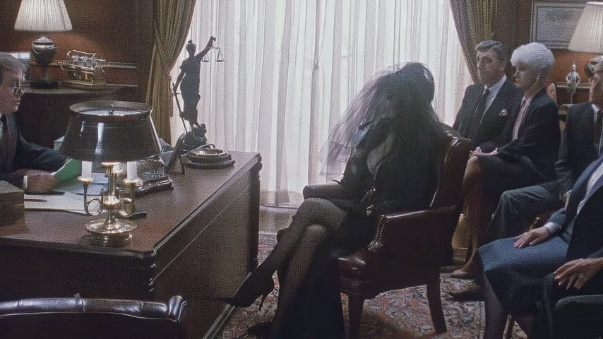 Cassandra Peterson in Elvira: Mistress of the Dark