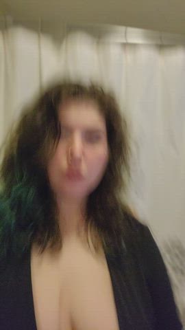 I need someone to suck on my titties for one hour minimum