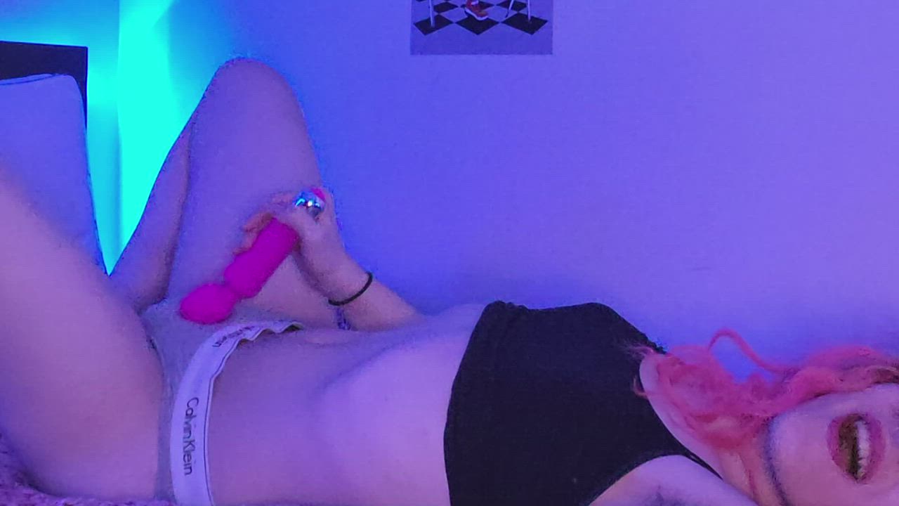 this is fun but come rip my panties off instead?