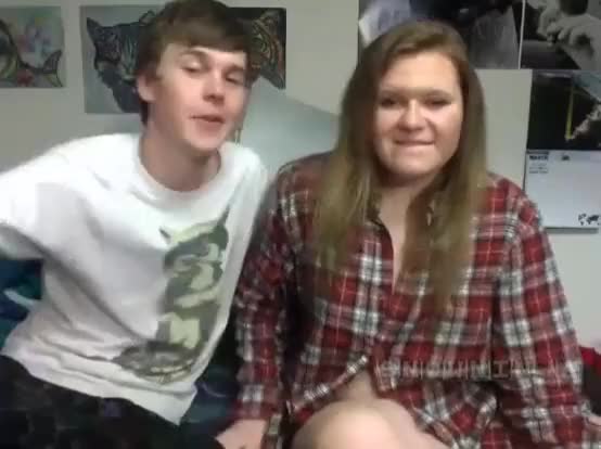 guy shows off his chubby girlfriend on webcam