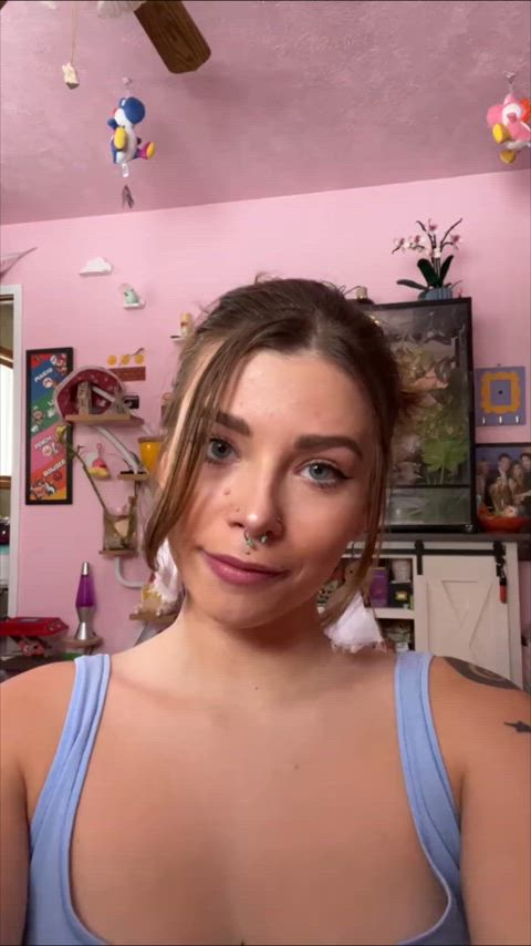 Queen_egirl27