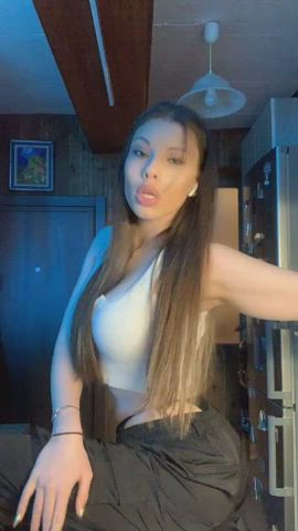 Booty Hotwife Teen gif