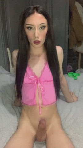 Do you like when my girl cock throbs for you ? Xo 🤭