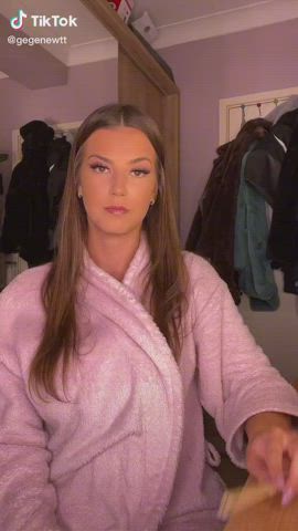 amateur big tits cleavage homemade jiggling tiktok gif