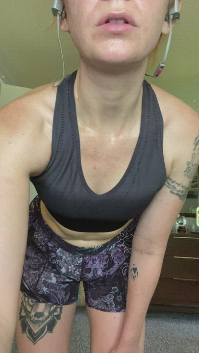Had a great run today. Took a quick vid of peeling off my sweaty clothes afterwards
