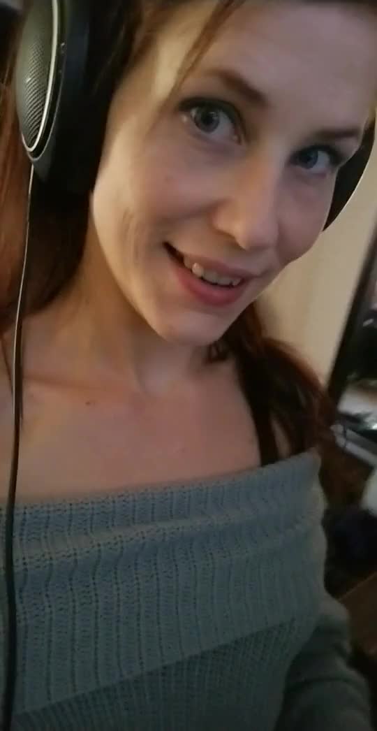 Kisses for you! <3