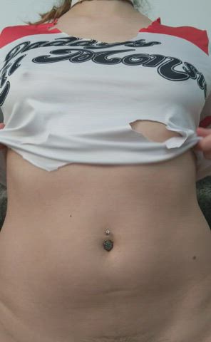 Daddy's little princess. (With erect nipples of course) 😝