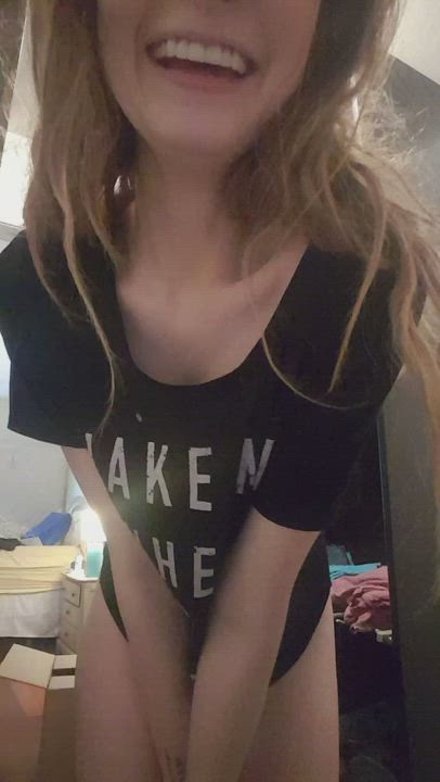 18 Years Old Amateur Flashing Homemade OnlyFans Teen Tits gif