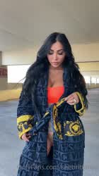 ? Check her content on the comments [MEGA folder] ?