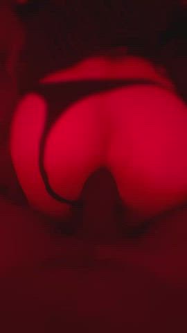 Keep bouncing just like that…good girl