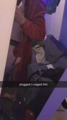 a lil plugged n caged sissygurl <3