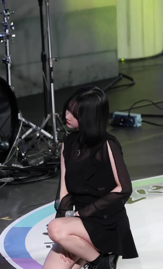 (4) [4K]181021 여자친구(GFRIEND) 은하(EUNHA)-시간을 달려서(Rough) 직캠