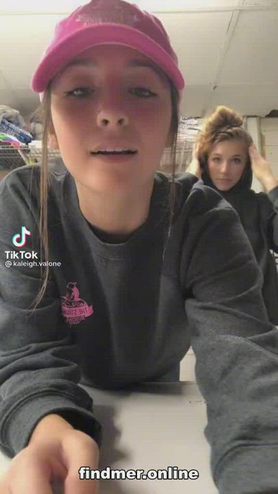 Amateur Ass Blonde German Girls Teen TikTok Tits UK USA gif
