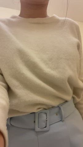 Flashing in the work office F18